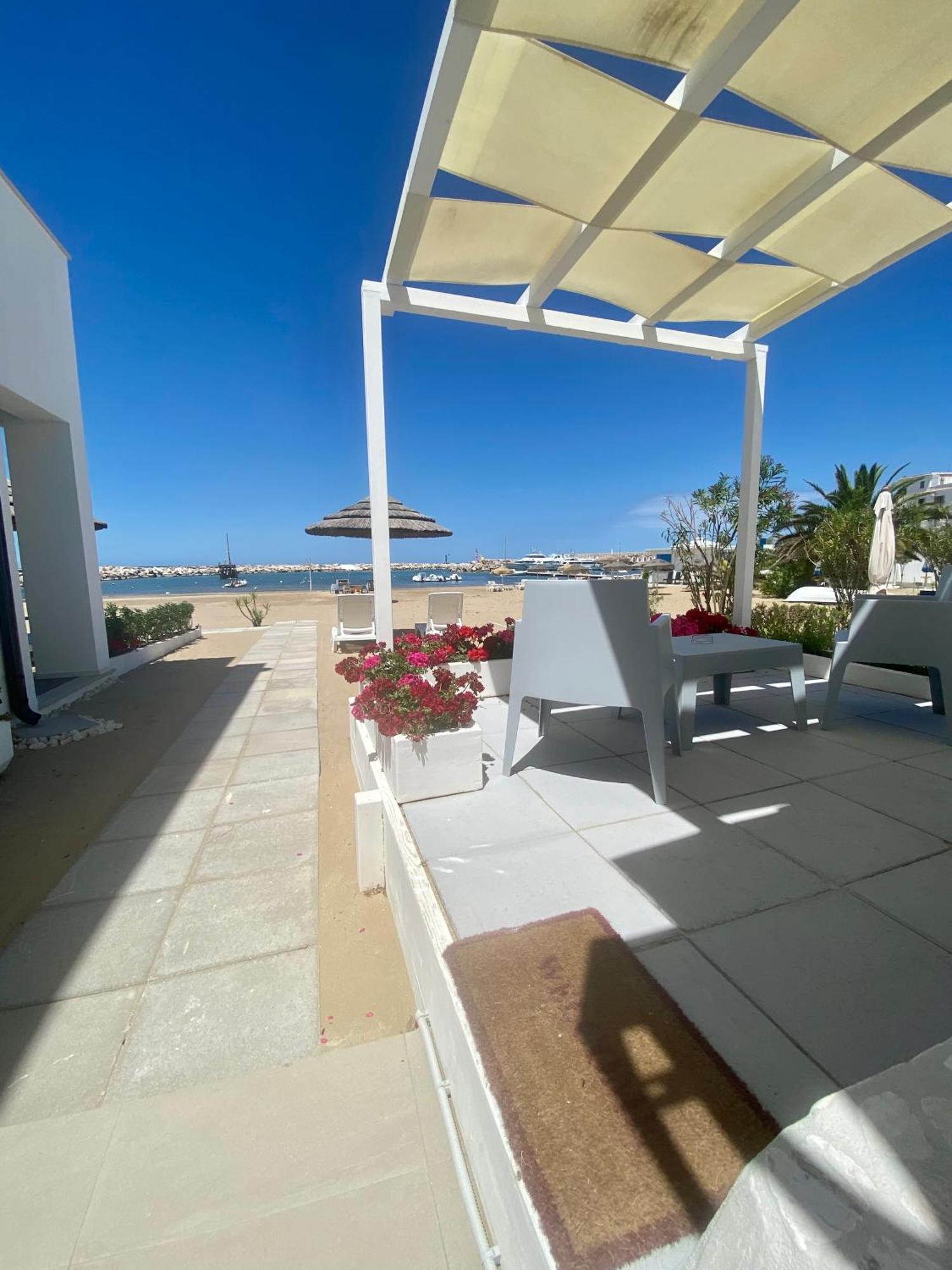 פסקיצ'י Marina Bay Beach Hotel מראה חיצוני תמונה